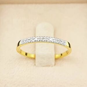 Genuine/natural Diamond 9K Yellow Gold ring Size 8